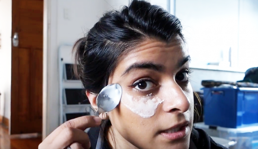 She Rubs Baking Soda On Her Cheeks With A Spoon 3x Per Week For A Month. The End Result? STUNNING